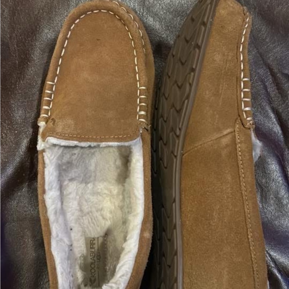 Koolaburra Women’s Tan Suede Slip-On Loafers